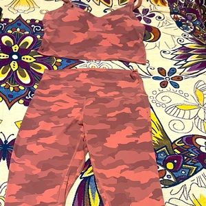 Lululemon Align leggings 8 and tank 10 pink camo set like new! 💖 28 length